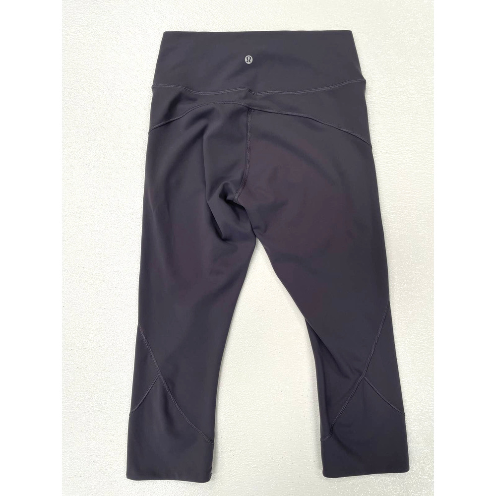 Lululemon In Movement Crop Everlux 19" Deep Coal Sz 8 High Rise - Picture 3 of 4